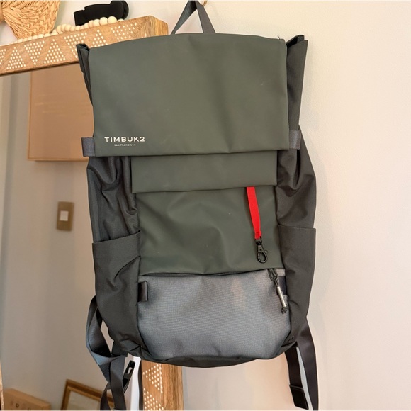 Timbuk2 Robin Commuter Laptop Backpack - detachable rain fly - subtle gray - Picture 1 of 14